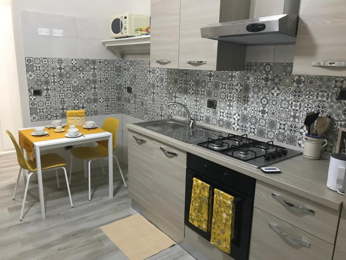 Vicino Stazione Termini E La Sapienza Casa Buffa Ferienhaus